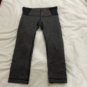 Lulu crop leggings